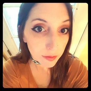 Meet your Posher, Melanie